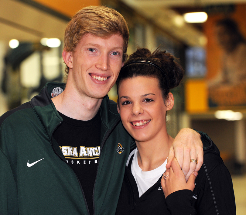 Alaska Anchorage players Jacob, Emily Craft share love for basketball, each other