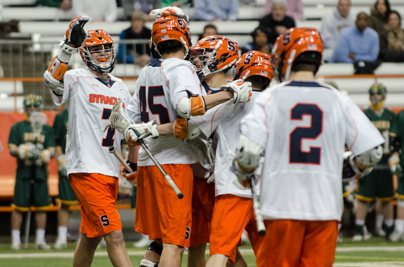 10 players score in Syracuse&#8217;s strong first half in blowout win