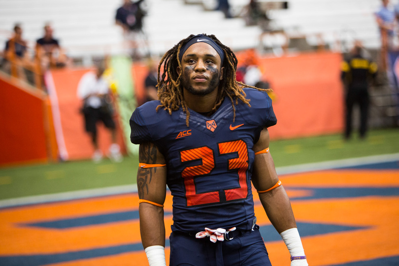 Gallery: Syracuse takes on Villanova in Carrier Dome to open season