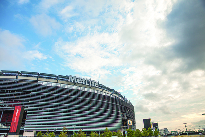 The Main Attraction: MetLife Stadium agreement benefits Syracuse financially in scheduling, recruiting