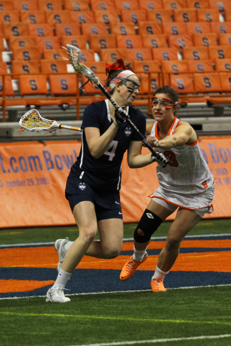 Syracuse turns ball over 23 times, struggles on clears in win over UConn