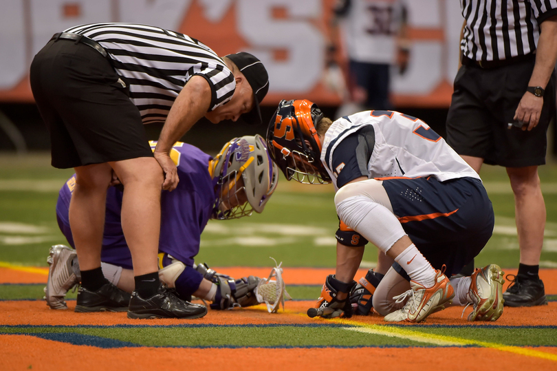 Ben Williams dominates at X, paves way for No. 2 Syracuse&#8217;s 17-12 win over No. 9 Albany