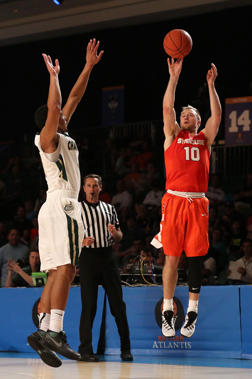 Syracuse explodes for 14 3-pointers in 83-70 win over Charlotte