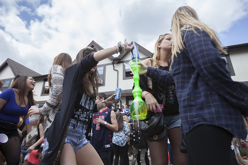 Syracuse University drops 3 spots in top party school rankings