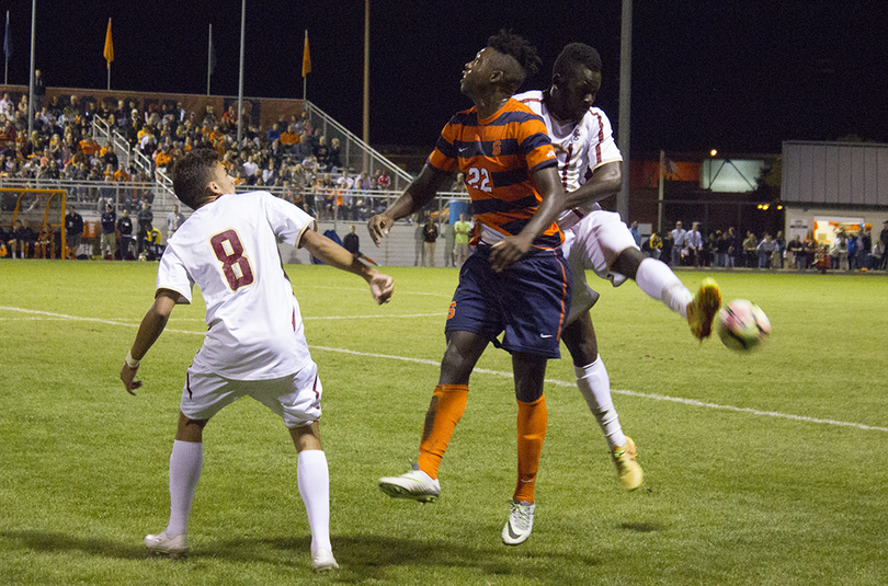 Syracuse men&#8217;s soccer beats Boston College, 2-0, in physical matchup