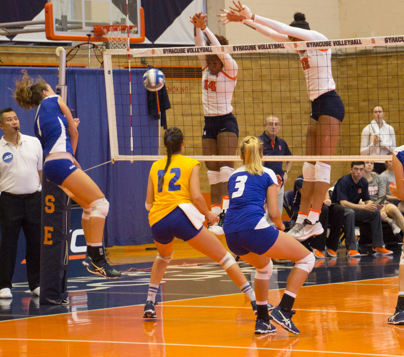 Blocking keeps Syracuse volleyball competitive against Penn State, but SU still falters