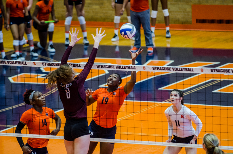 Syracuse volleyball falls to Iowa State, 3-0, for worst start since 1987