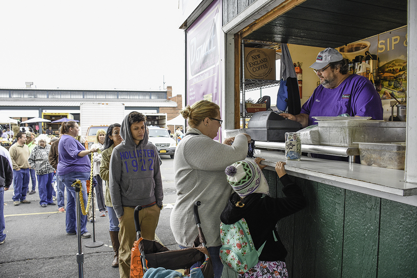 Doughnut stand expands into full-time shop, serves up apple cider treats to locals