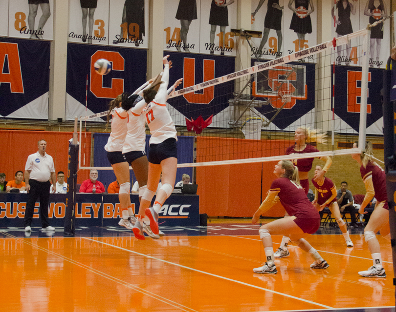 Blocking propels Syracuse volleyball to 5-set win over Louisville