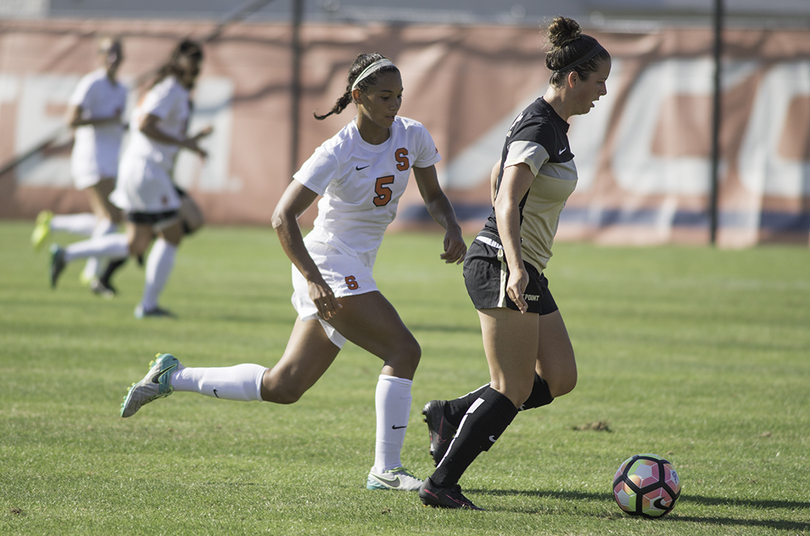 Alana O&#8217;Neill leads Syracuse women&#8217;s soccer in goals despite playing defense