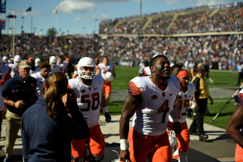 Syracuse football to use 2-linebacker rotation if Zaire Franklin can’t play