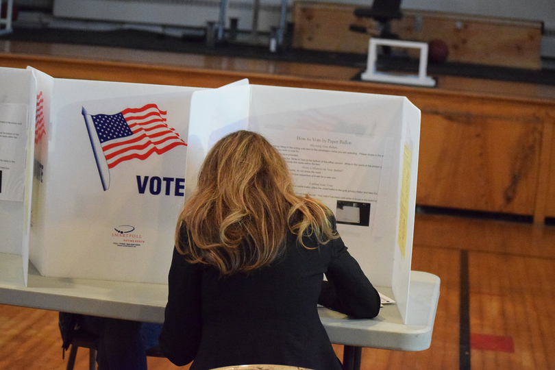 Colleen Deacon casts her vote in 2016 election after months-long campaign for Congress