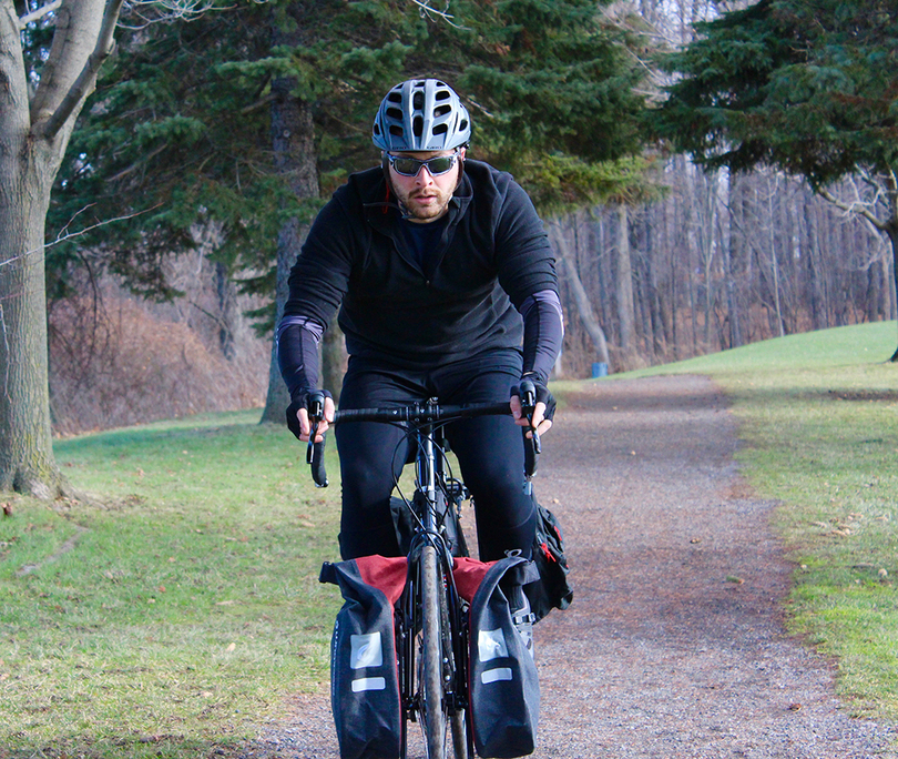 SU alumnus to bike across the US for Parkinson’s disease research