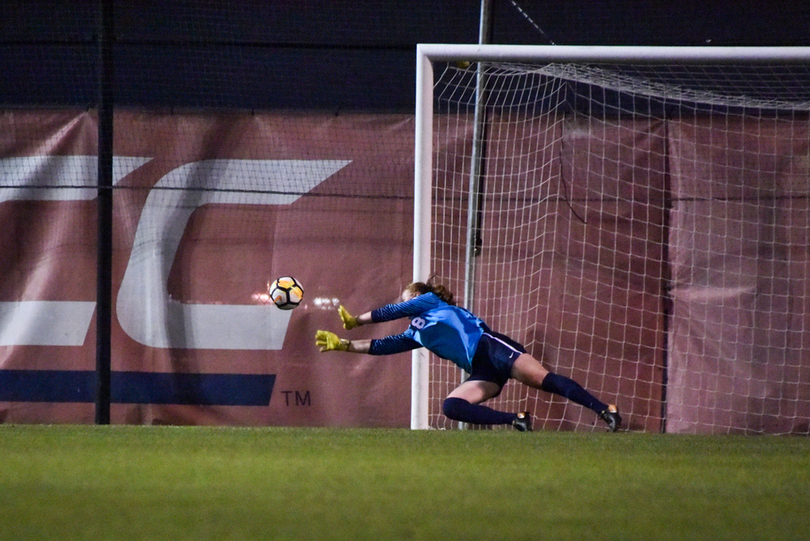 Syracuse captures its 1st conference win of the season by beating Pitt 2-0