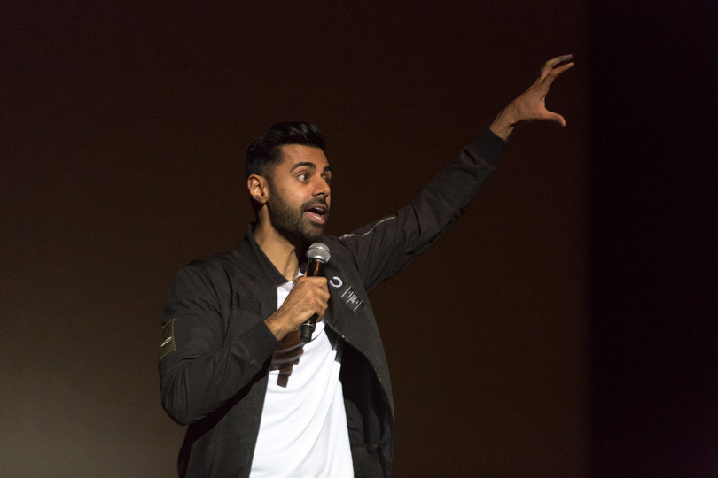 Hasan Minhaj&#8217;s performance was a &#8216;slam dunk&#8217; with Syracuse University students