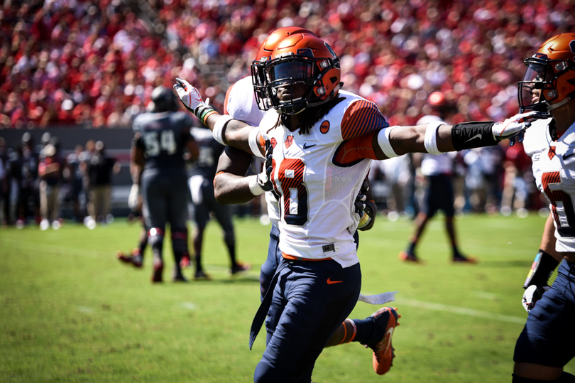 Scoop Bradshaw, Kendall Coleman expected back on defense for Syracuse this weekend against Florida State