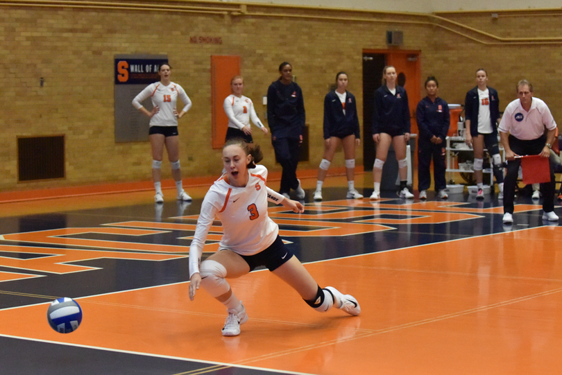 Syracuse drops second consecutive road game in straight set loss to North Carolina