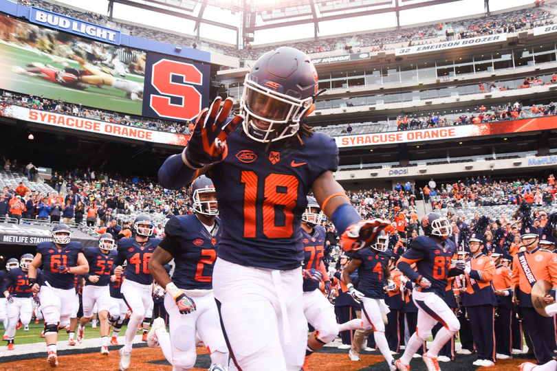 Syracuse to play Notre Dame at Yankee Stadium in 2018