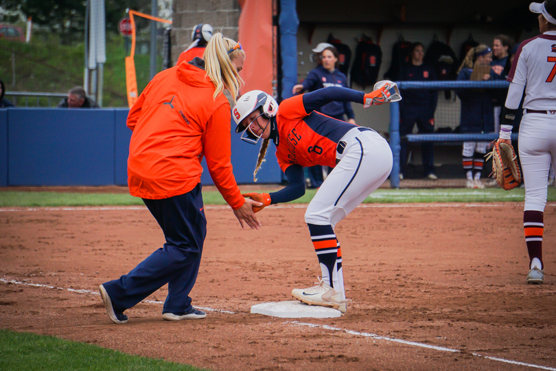 Syracuse splits doubleheader with 10-inning victory over Grand Canyon and shutout loss to No. 5 UCLA