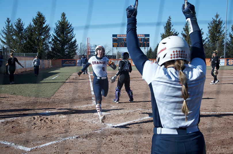 Alicia Hansen switches to shortstop, leads Syracuse in split against Notre Dame