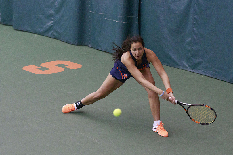 Syracuse dominates Pittsburgh, 5-2, after dropping doubles point