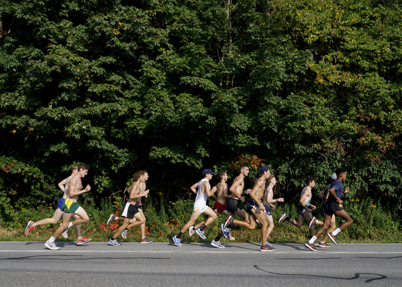 Two Syracuse runners secure individual wins at Big Red Invitational