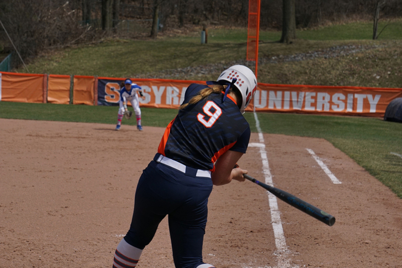 Syracuse splits doubleheader, advances to USF Tournament championship