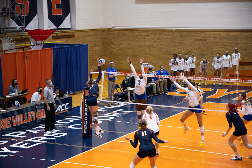 Syracuse loses in straight sets, drops 2nd consecutive game to Notre Dame