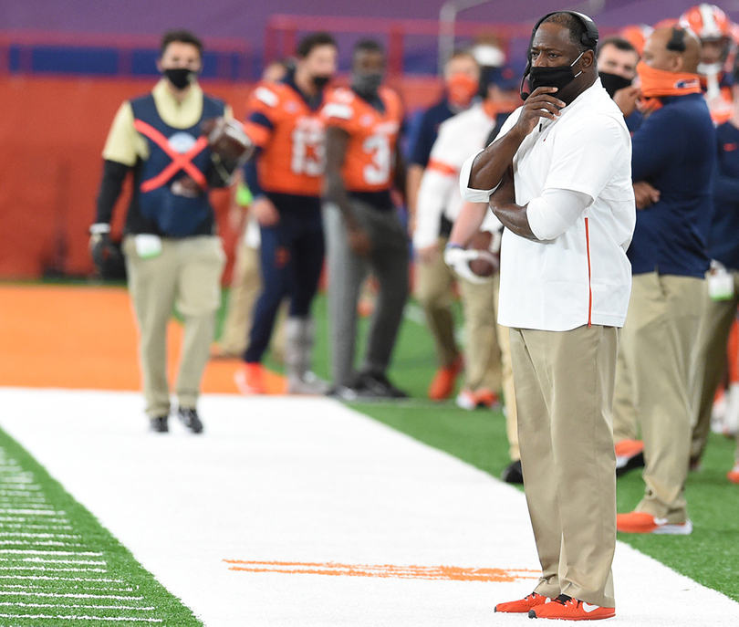 Dabbundo: Dino Babers is too cautious on 4th down