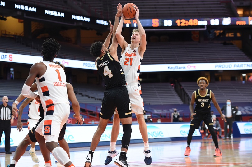 Sidibe’s injury forces SU to play small, opens door for Dolezaj