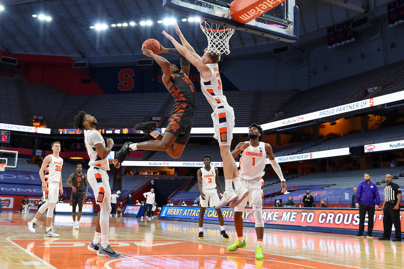 Improved 1st-half defense propels Syracuse to 64-54 win over Clemson