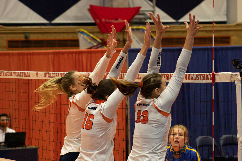 Syracuse wins 1st game of spring season over Clemson in 5 sets