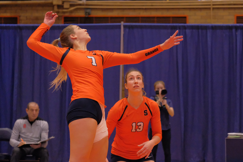 Syracuse cements victory over Duke in 5th set, evens record at .500