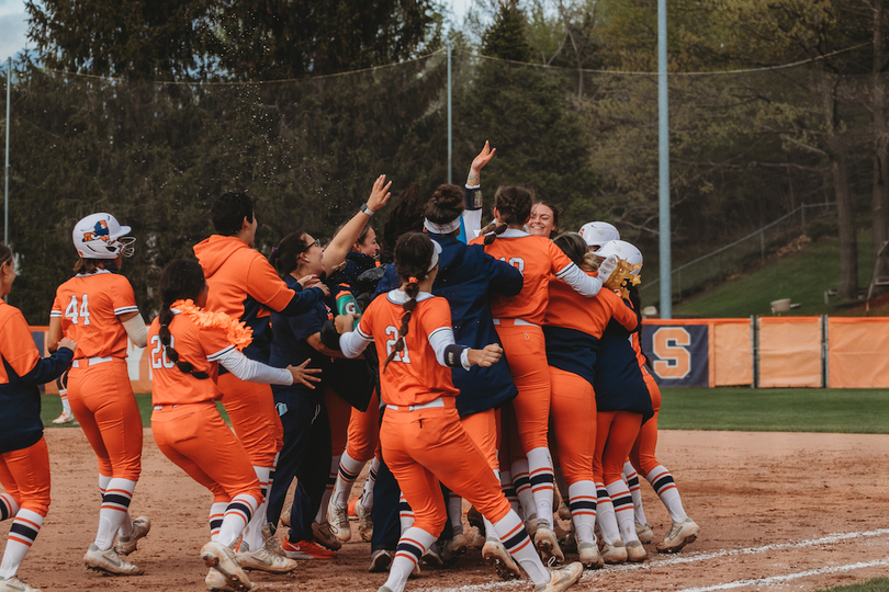 Syracuse ends No. 13 Clemson’s 19-game winning streak with walk-off single