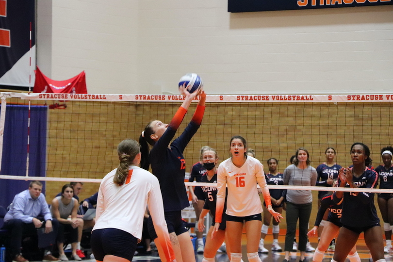 Elena Karakasi’s 4 kills, 12 assists lift SU over Albany