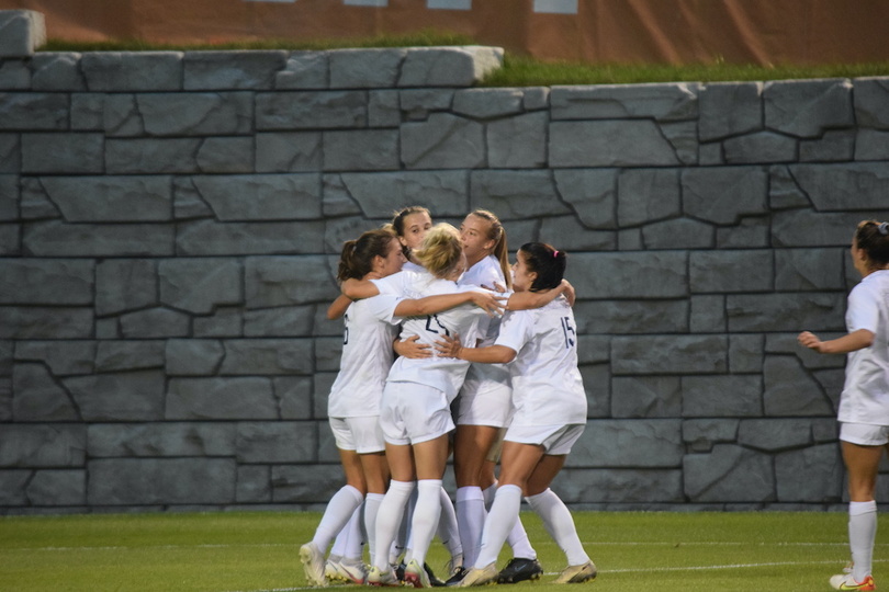 Kate Murphy involved with three scores in Syracuse’s 4-1 win over Lafayette