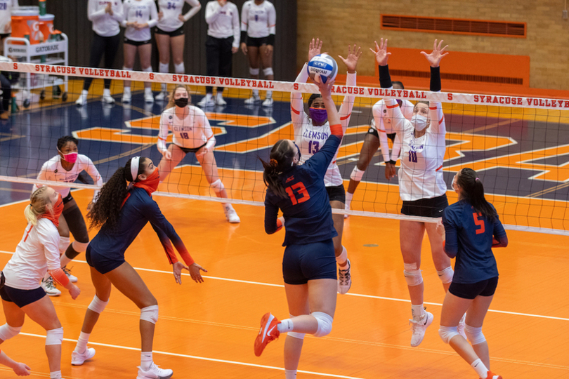 Front row propels Syracuse to a 4-set victory over Wake Forest