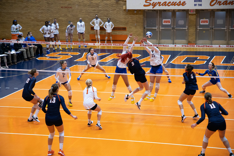 3 factors behind SU volleyball’s recent slump