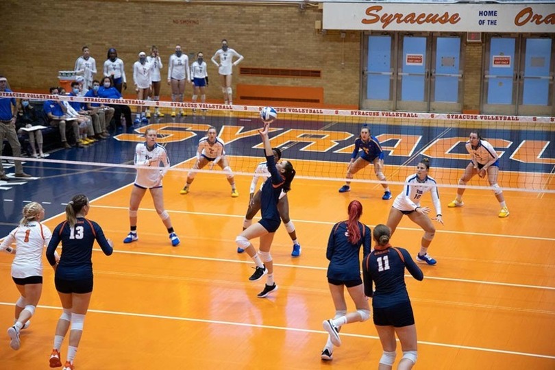 Syracuse’s defensive errors prevent comeback in 5-set defeat to No. 3 Pitt