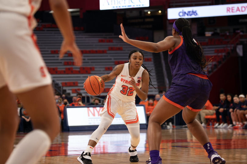 Syracuse bounces back from poor 1st quarter to blowout Clemson, 86-46