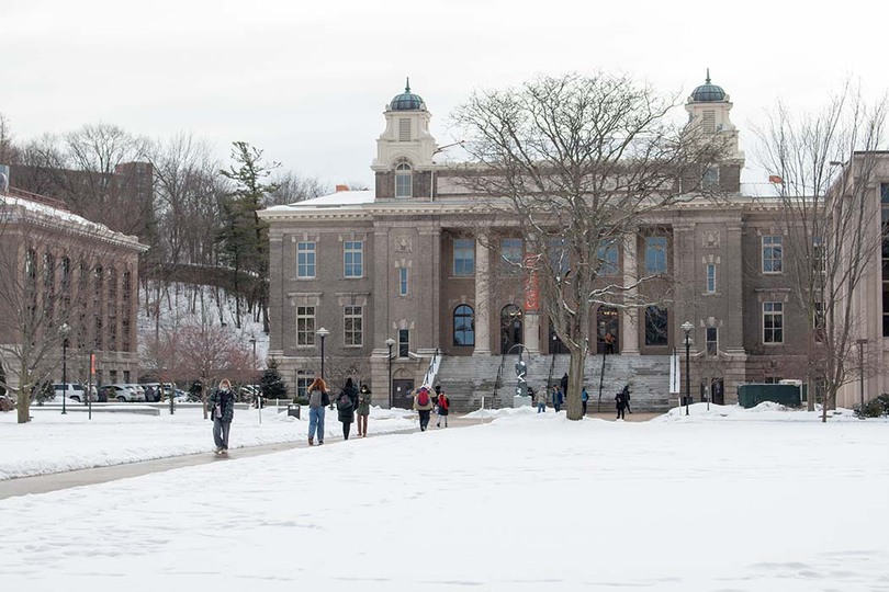 SU students share mixed opinions about Punxsutawney Phil&#8217;s prediction