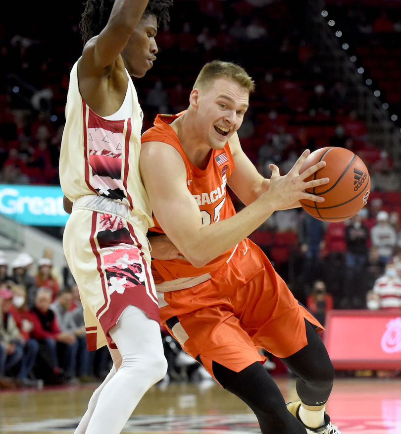 Interior scoring outweighs poor defense as Syracuse tops NC State 89-82