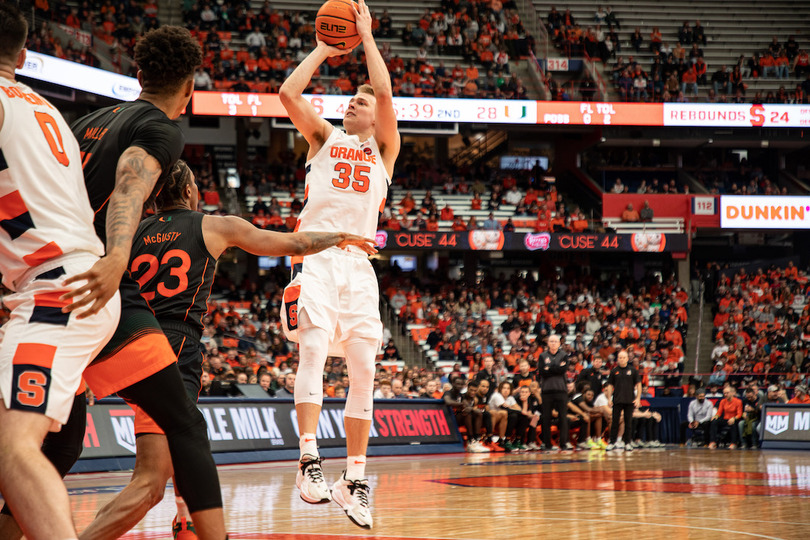 Syracuse blows lead, finishes regular season below .500 with 75-72 loss to Miami