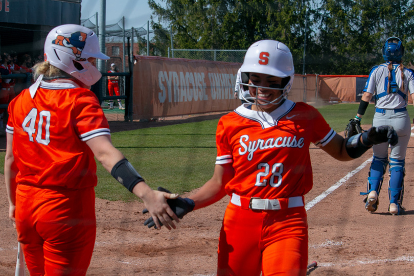 Strong pitching, timely hitting earn Syracuse doubleheader sweep