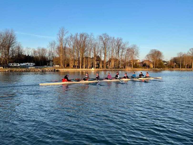 Syracuse Varsity 8 defeats Radcliffe, wins O&#8217;Leary Cup