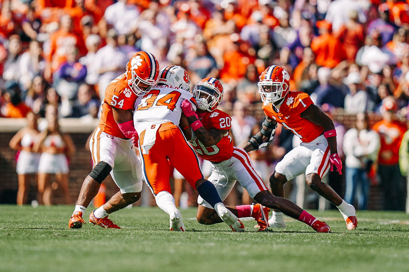 No. 14 Syracuse&#8217;s undefeated start comes to end after No. 5 Clemson comeback