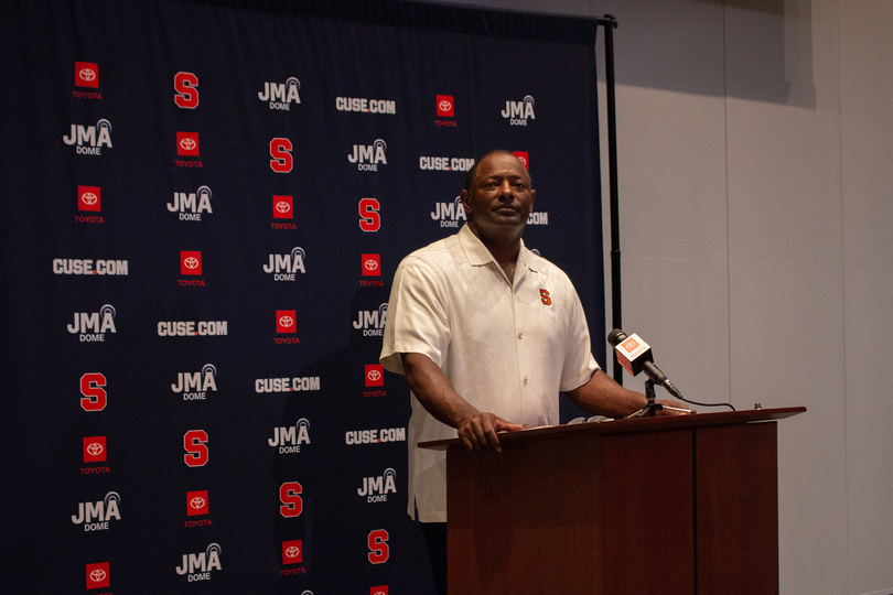 Dino Babers talks quarterback situation, Tucker’s touches ahead of Florida State