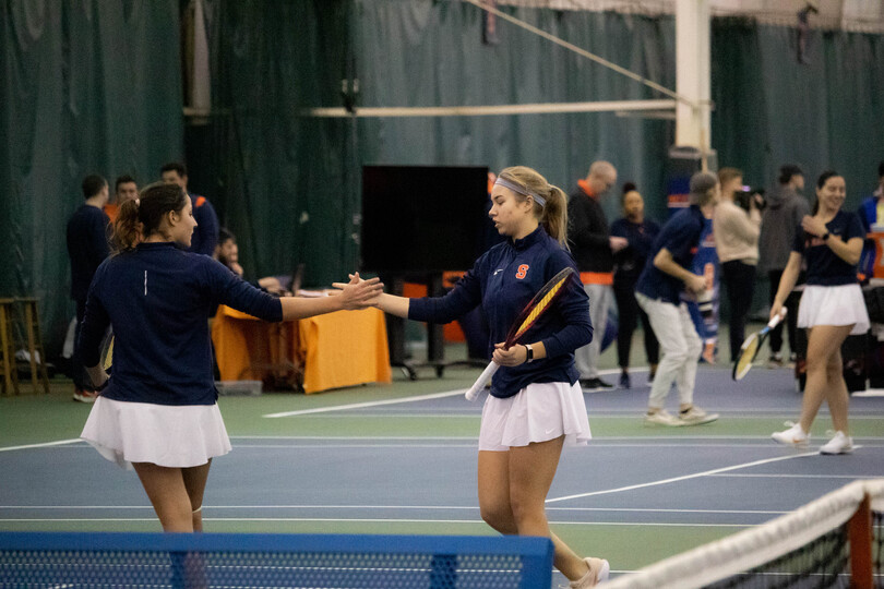 Syracuse beats Boston University 6-1 to continue undefeated start