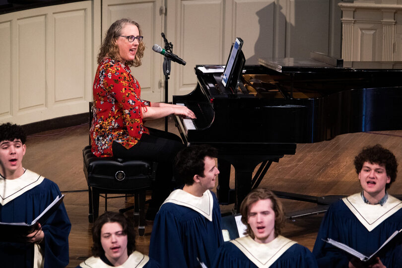 Deanna Witkowski shares &#8216;sacred jazz&#8217; with students during SU residency