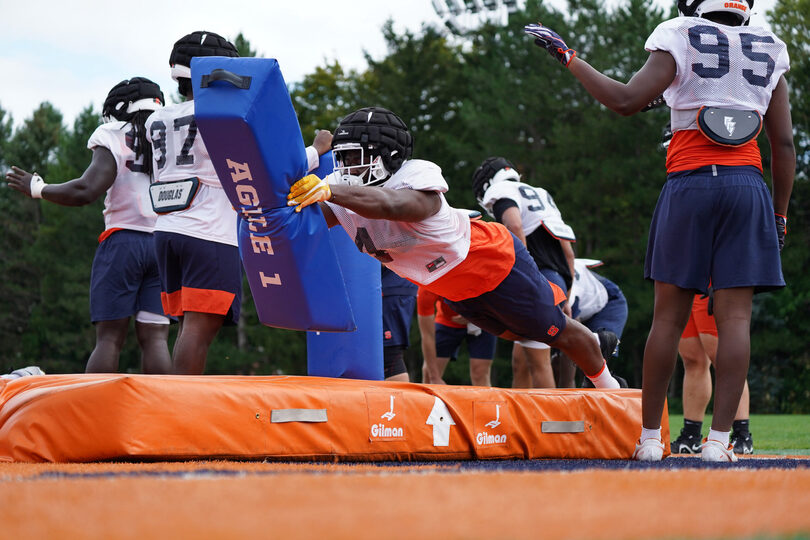 Veteran presence, young talent give SU newfound defensive line depth